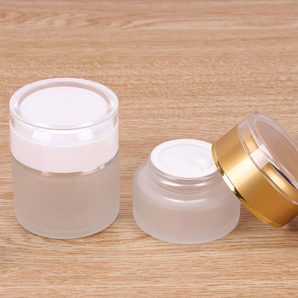 Wholesale cosmetic bottles