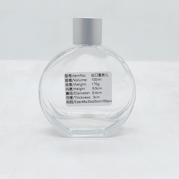Threaded mouth Aromatherapy bottle