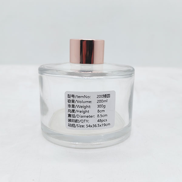 Round aromatherapy bottle